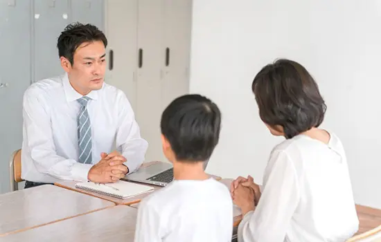 入寮手続きとオリエンテーション